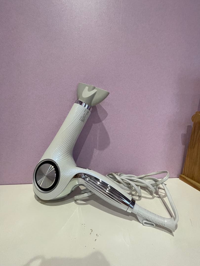 リフ2024年製　ドライヤー