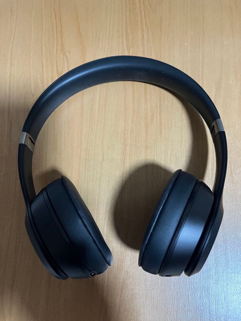 ヘッドホン Beats Solo 4 -