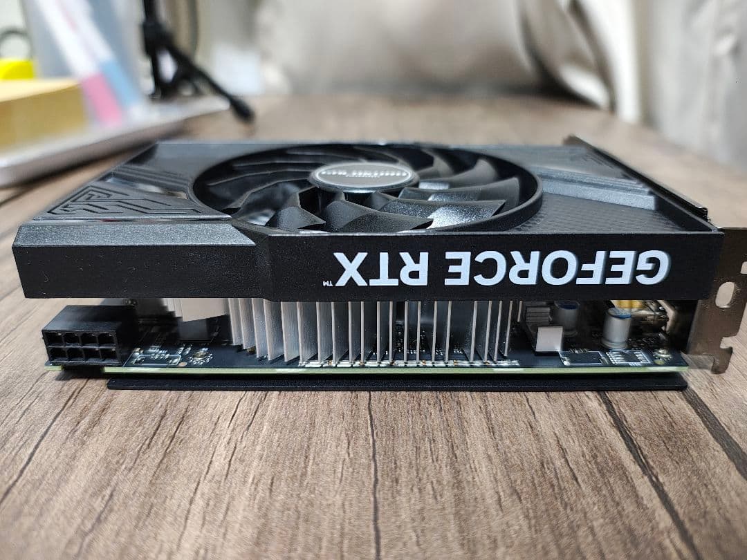 GeForce RTX4060 玄人志向 GG-RTX4060-E8GB/SF