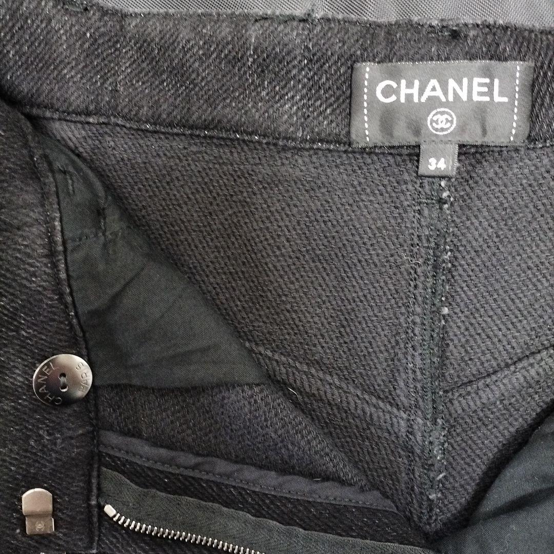 CHANELハーフパンツ34M(CHANELハンガーカバー・布ボタンタグ付き)