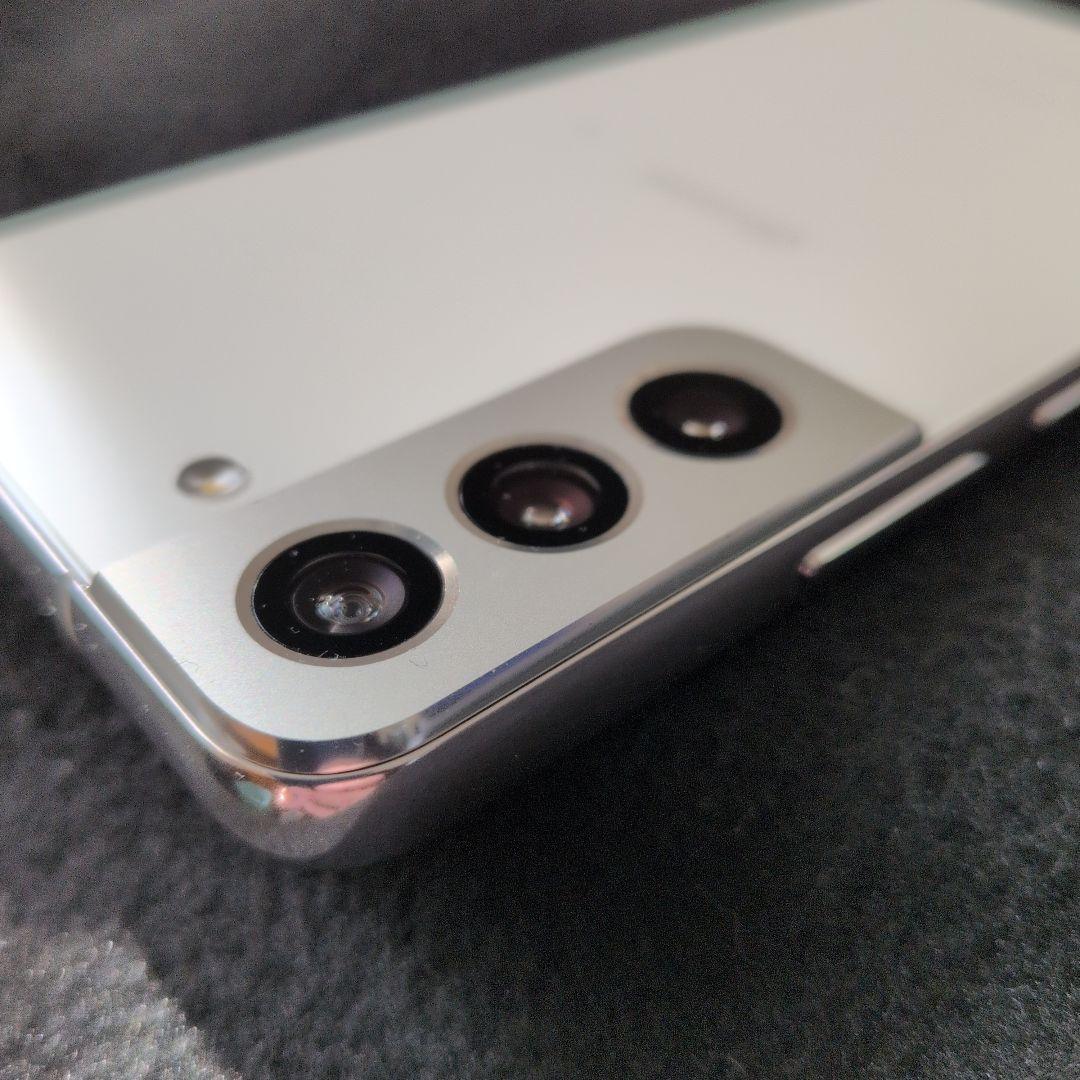 【値下げしました】Galaxy S22　ホワイト　キズ割れなどのない美品