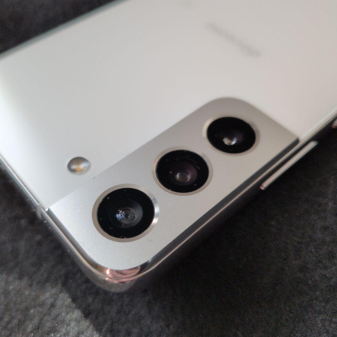 【値下げしました】Galaxy S22　ホワイト　キズ割れなどのない美品