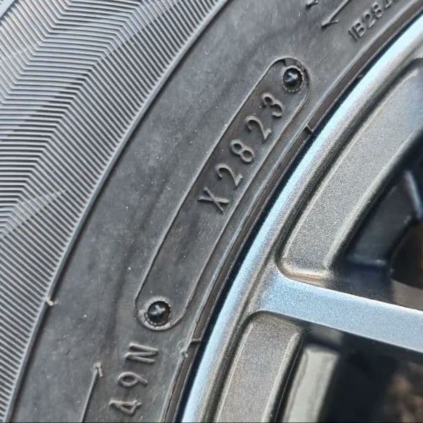 のゆゆ①195/65R15 WM02スタッドレスタイヤ2023年製造！美品