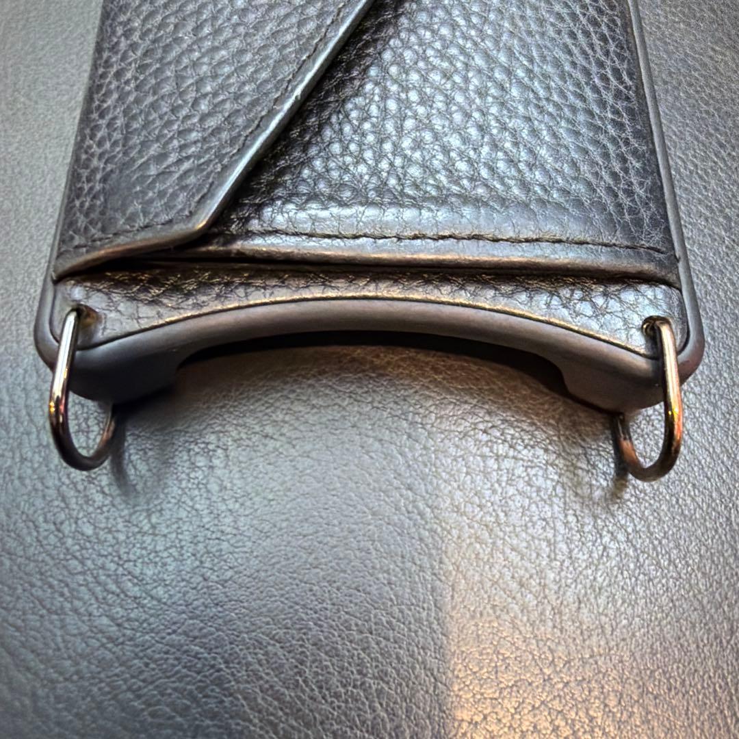 BANDOLIER ブラック iPhoneケース　15pro バンドリヤー