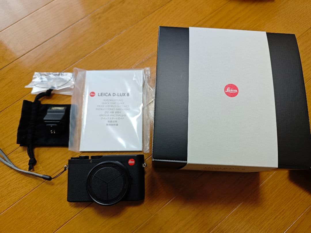 LEICA D-LUX 8 コンパクトデジタルカメラ