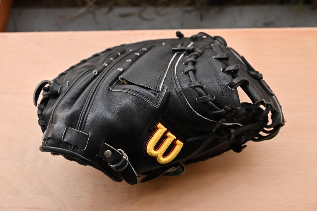 硬式/右利き用 キャッチャーミット Wilson A2000J