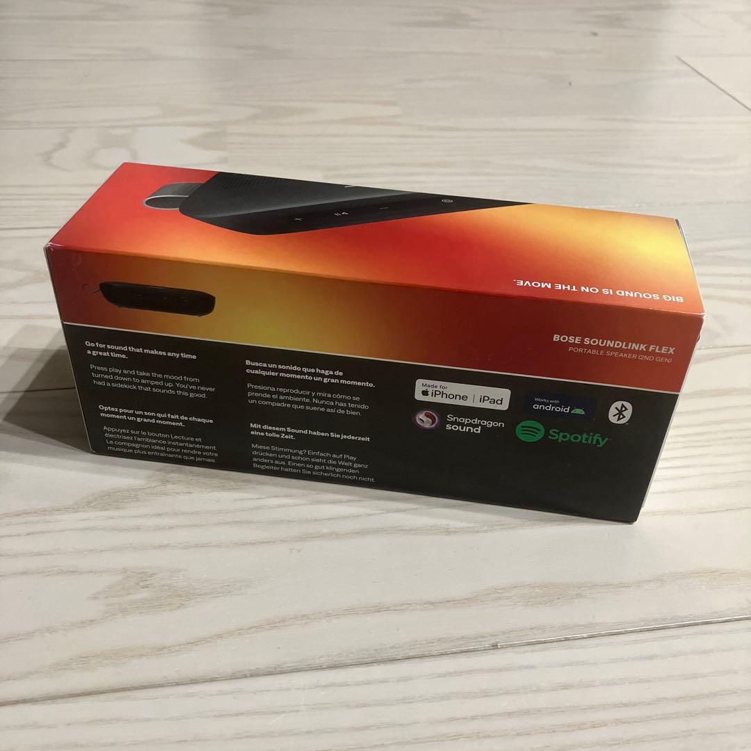 スピーカー・ウーファー BOSE SoundLink Flex Portable Speaker