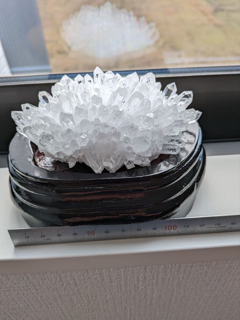 週末セール✨中国貴州省産✨ 高品質 水晶クラスター 天然菊花水晶 木製台座付き