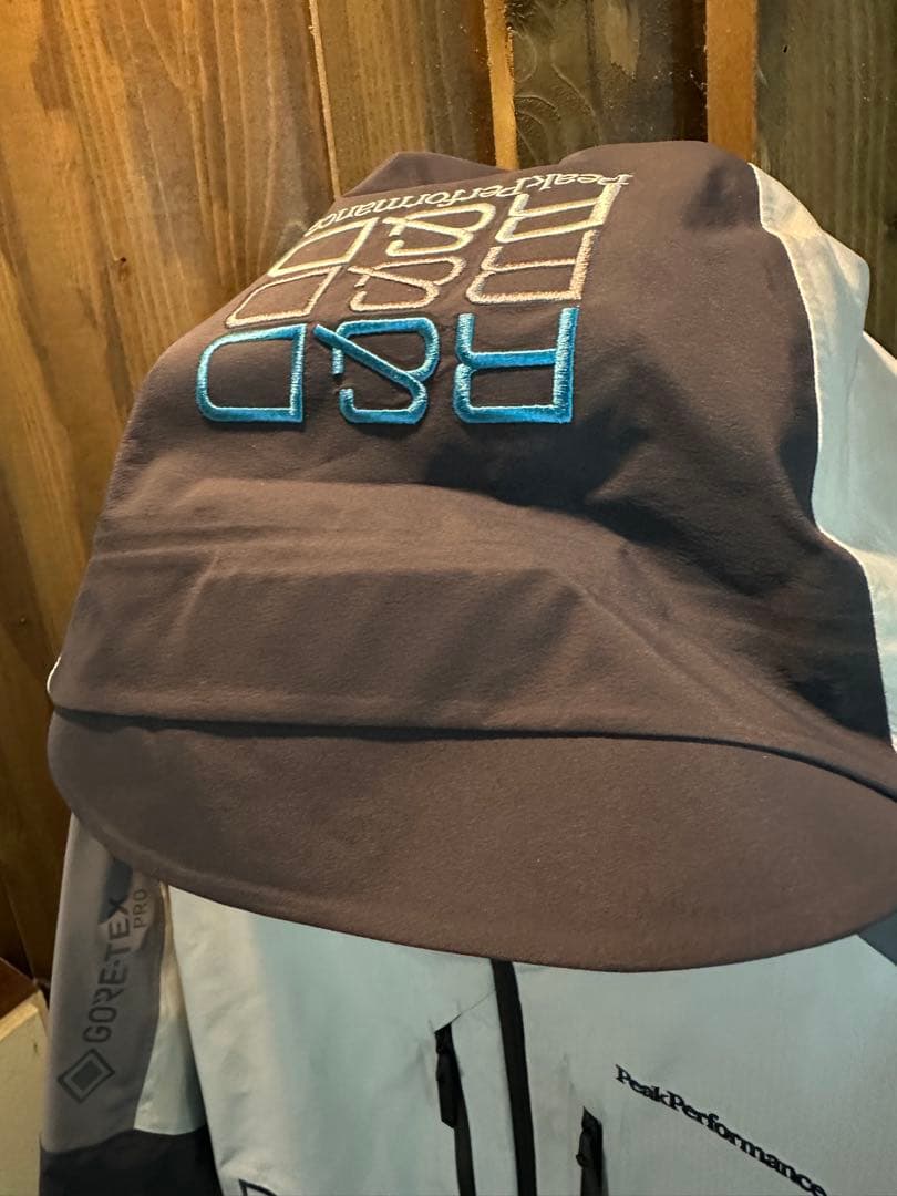 ピークパフォーマンスPeakPerfomance ナチュラル　ノーソン