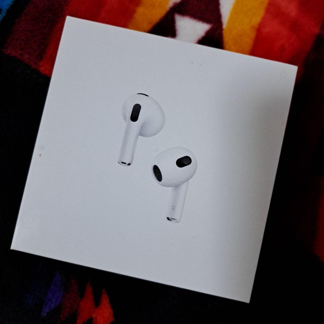 新品未使用　Airpods(第３世代)　イヤホン