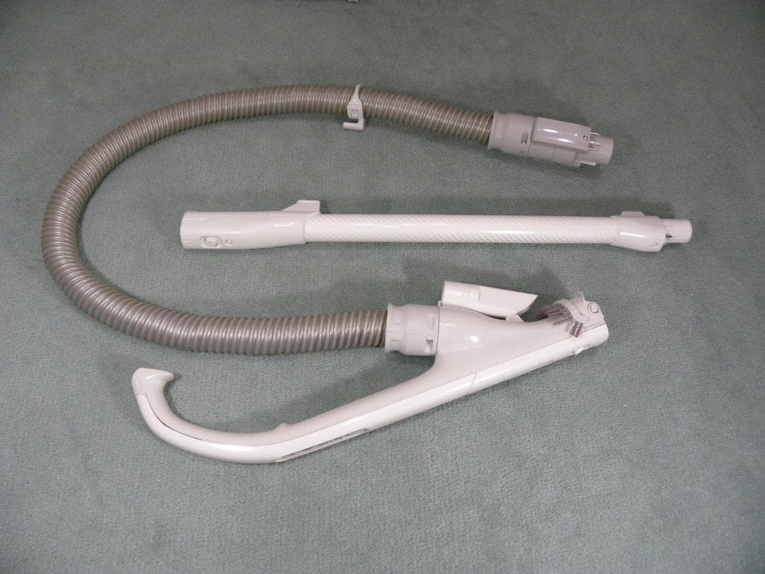 Panasonic軽量スリム掃除機MC-JP840Kからまないブラシ