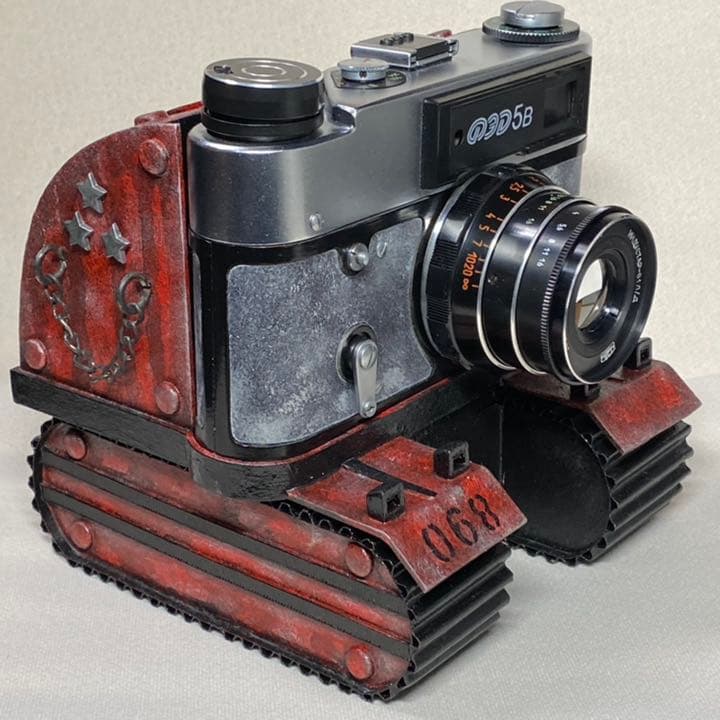 RED ARMY CAMERA RED AMBUSH Fed5B ケース入り