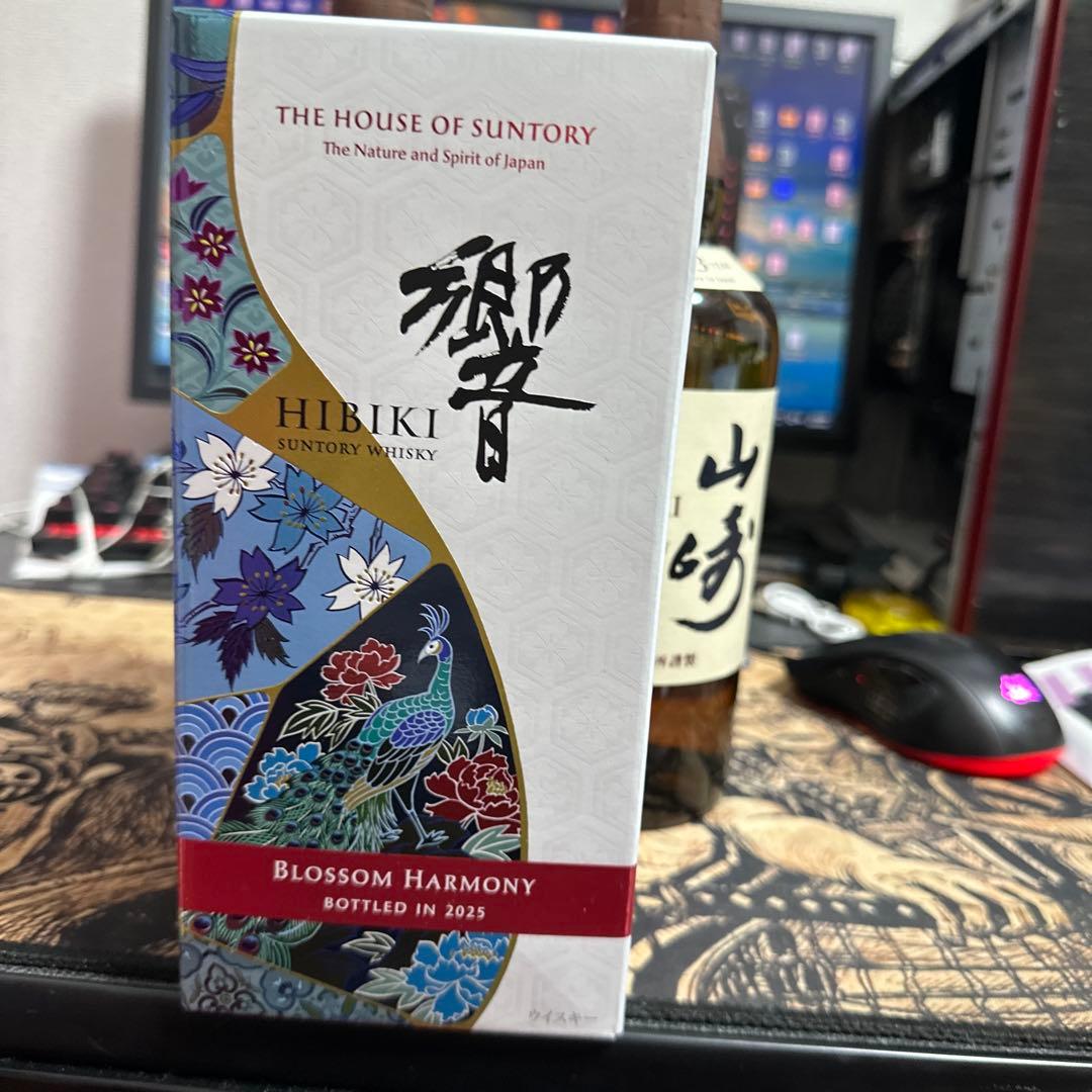 【未開封】響 BLOSSOM HARMONY 2025 サントリー ウイスキー