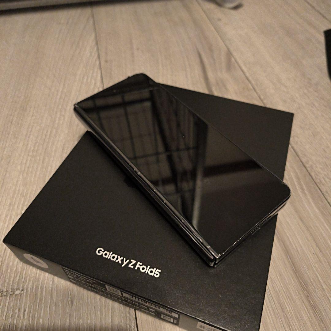 Galaxy Z Fold5 ブラック 本体