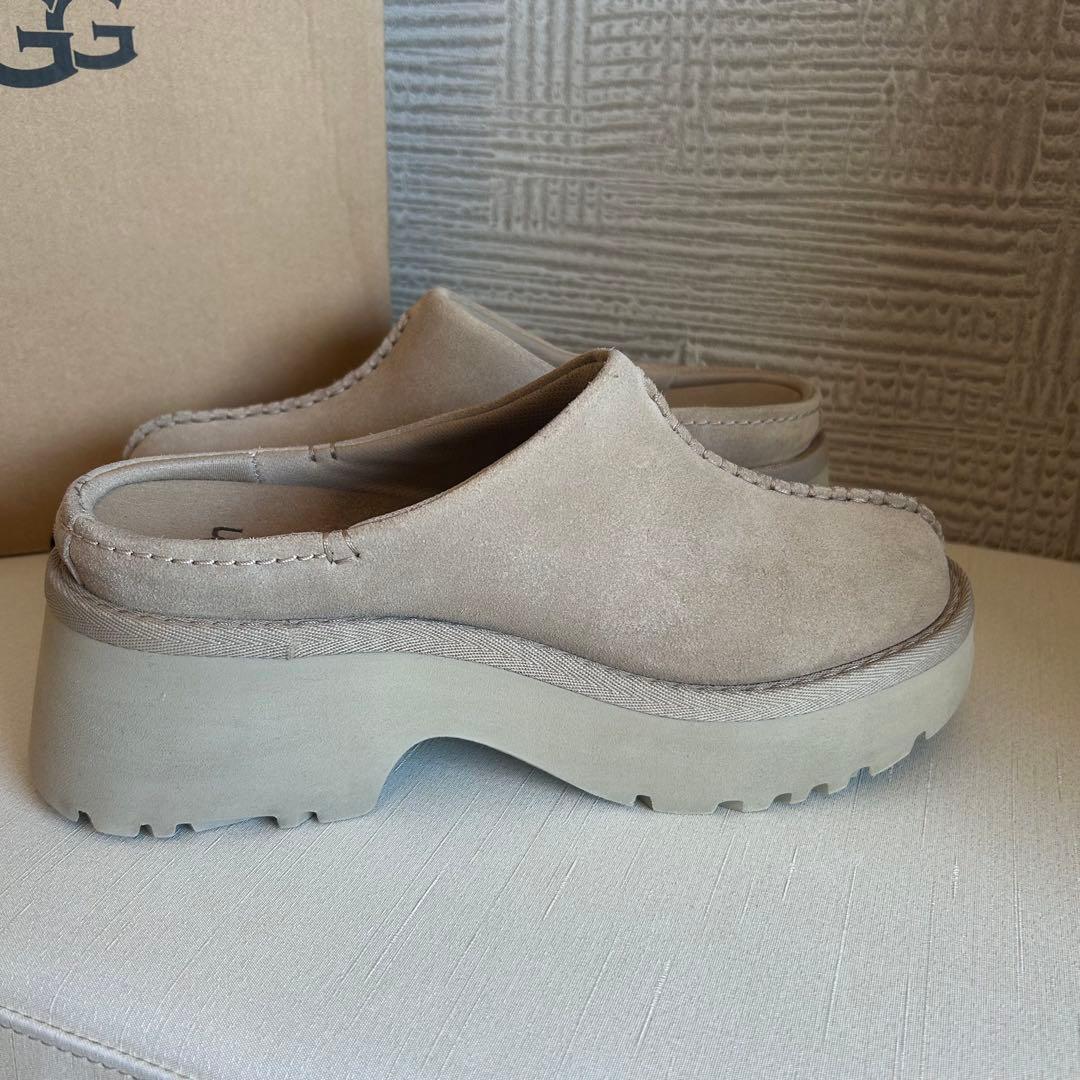 【美品】UGGアグ☆NEW HEIGHTS CLOG BEIGE 厚底 24cm
