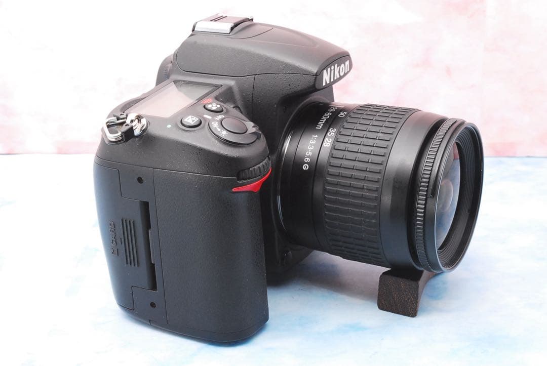 Nikon D7000☆一眼レフカメラ☆超望遠付Wレンズ☆バッグ付☆S数極少