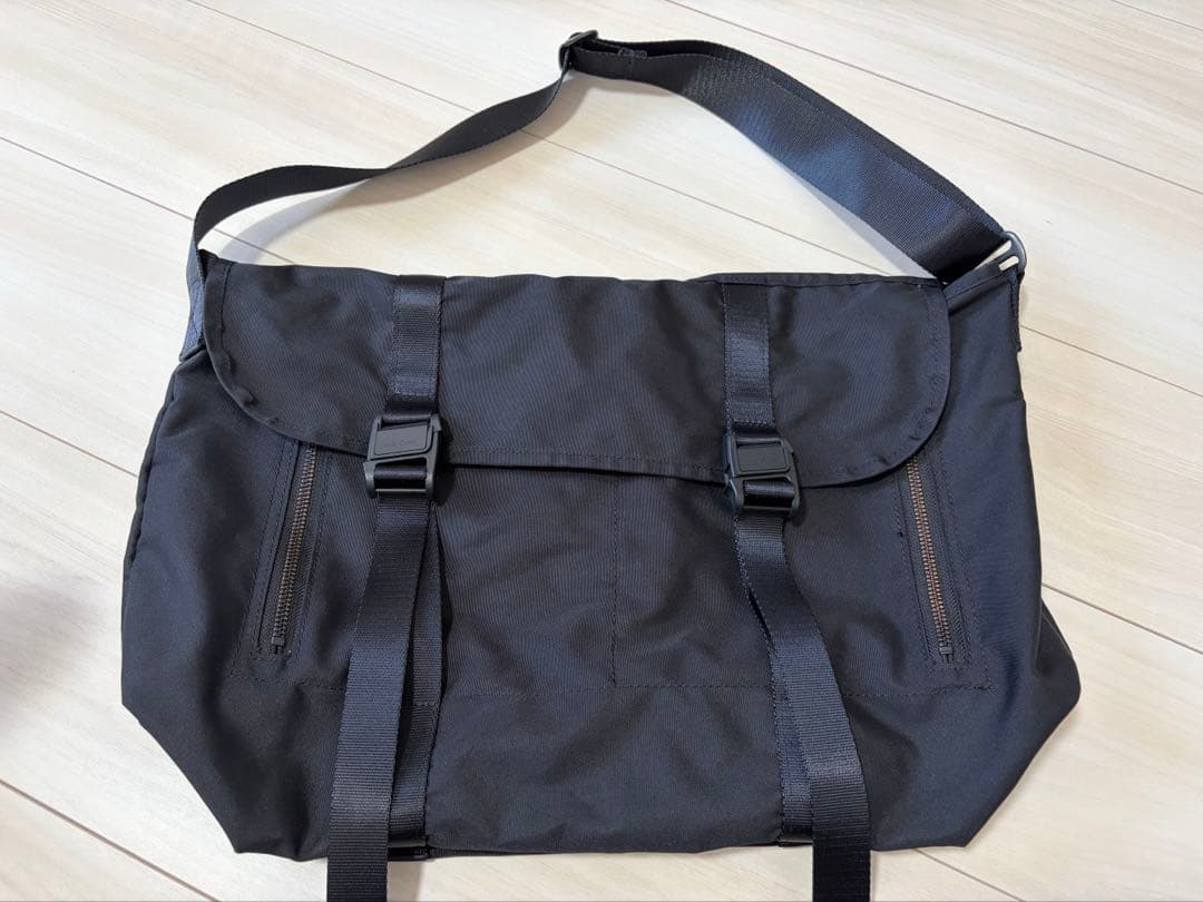 Shinzone 別注 AMIACALVA メッセンジャーバッグ シンゾーン