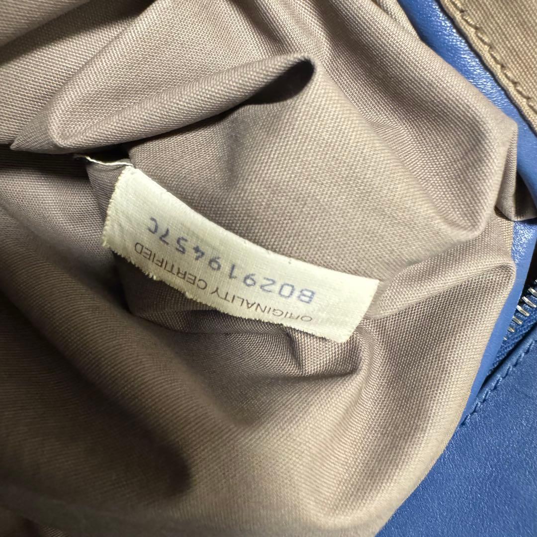 BOTTEGA VENETA イントレチャート　ショルダーバッグ