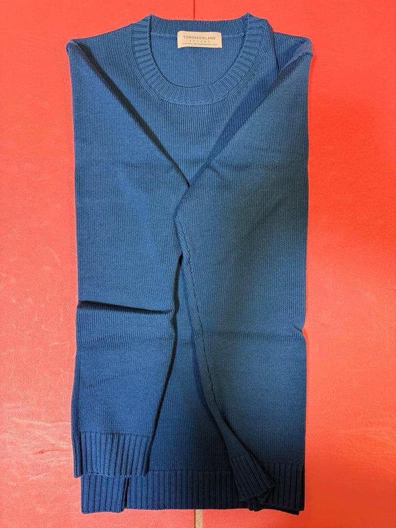 (試着のみの美品)トゥモローランド　メンズニット　セーター Mサイズ