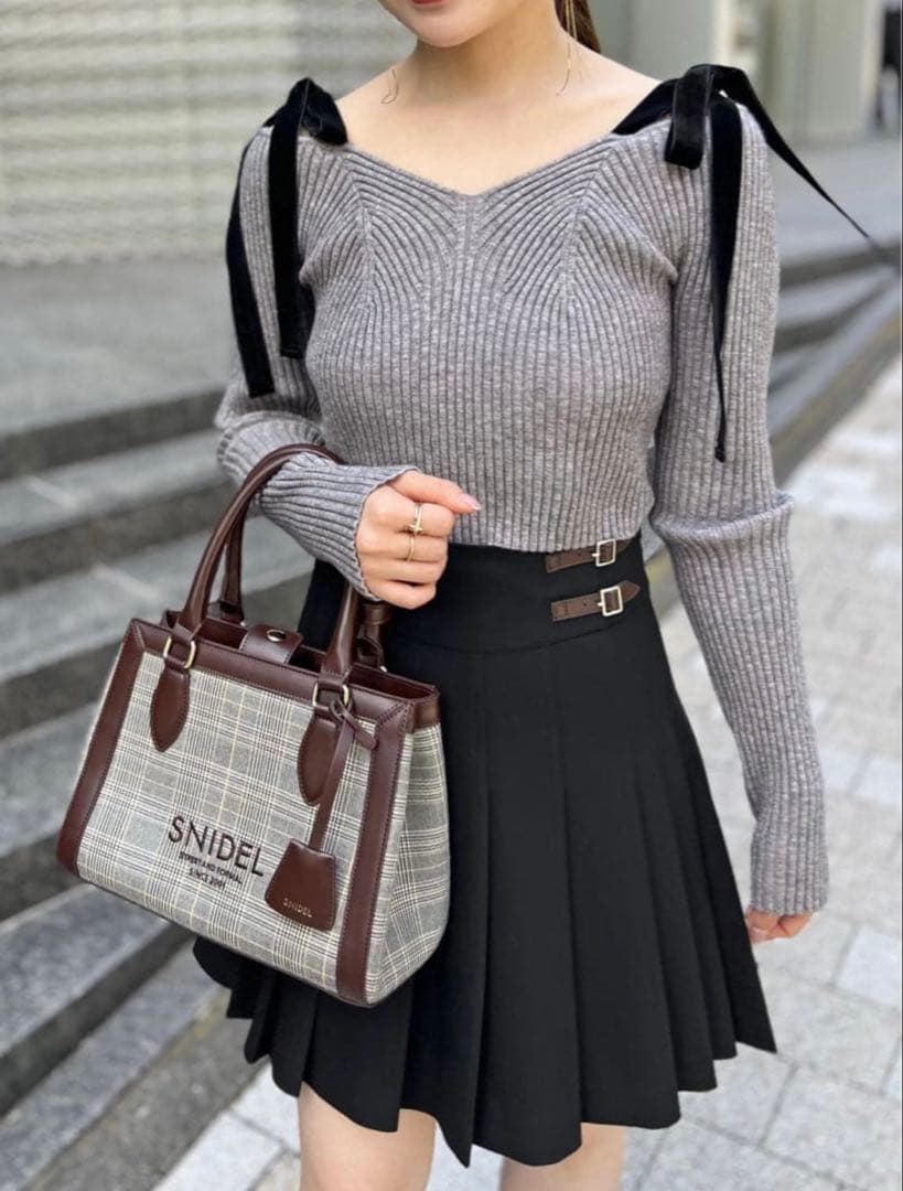 ★新品未使用★【SNIDEL】プリーツスカショーパン BRK