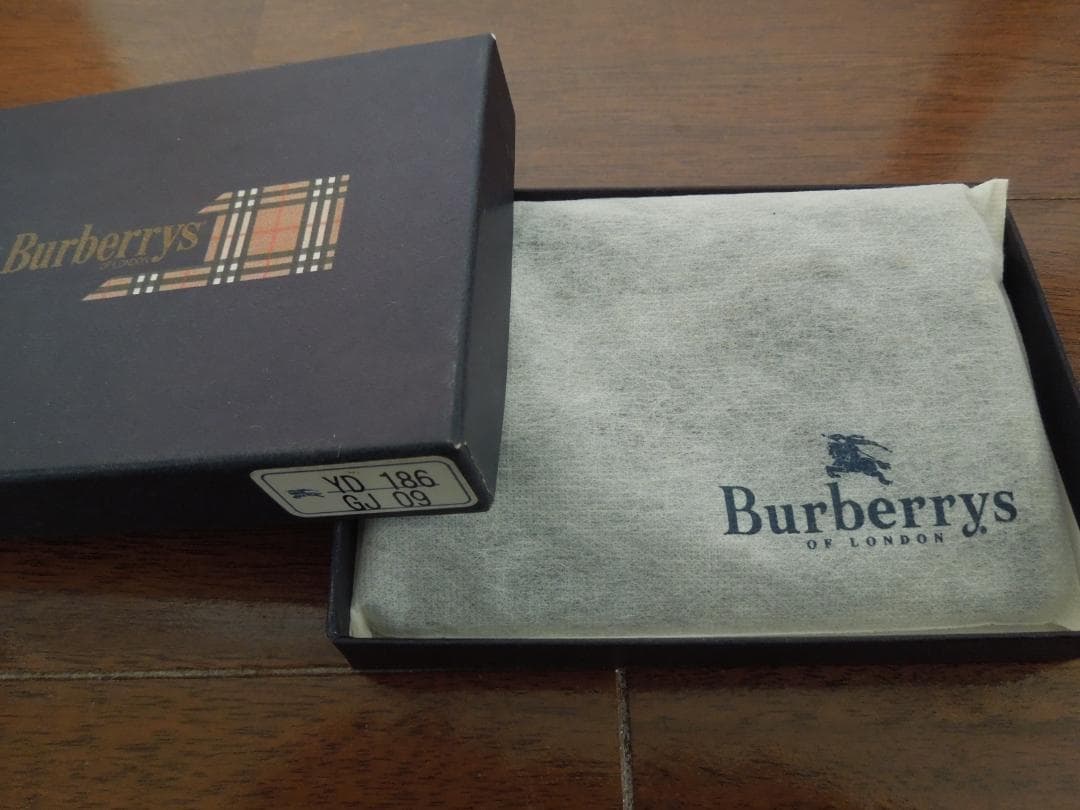Burberrysバーバリー　本革名刺入れ　メンズ　ヴィンテージ品　未使用