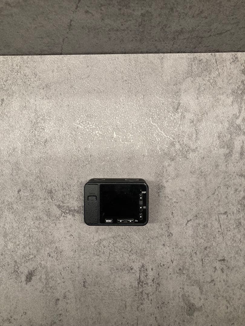 超小型高画質／防水耐衝撃／スマホ転送可／本体給電可　SONY RX0