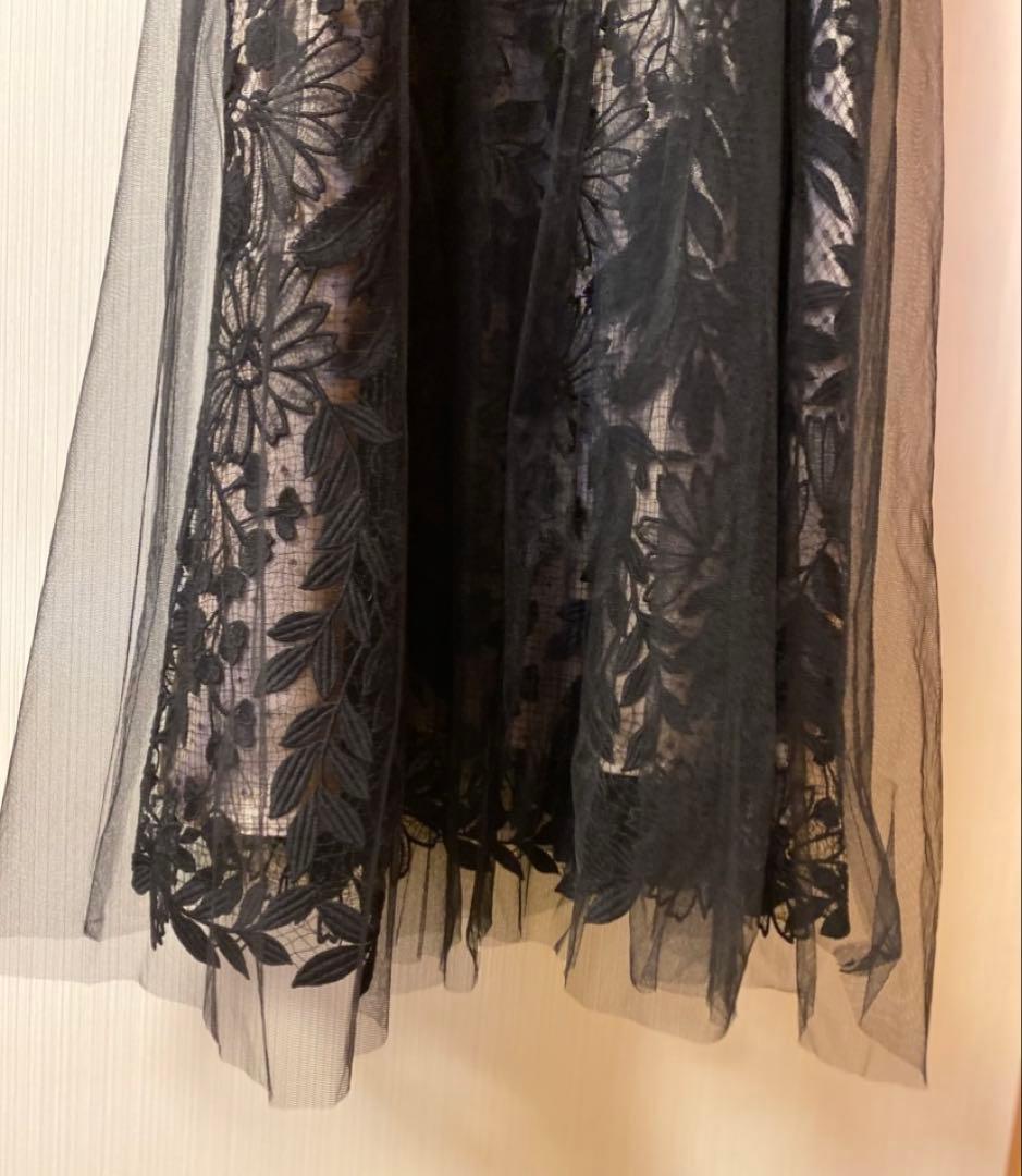 ストロベリーフィールズ　ドレス　結婚式　パーティ　お呼ばれ　発表会などに