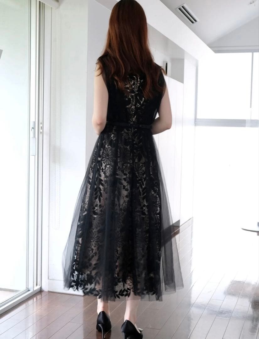 ストロベリーフィールズ　ドレス　結婚式　パーティ　お呼ばれ　発表会などに