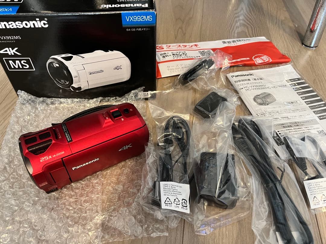【ほぼ新品】Panasonic HC-VX992MS 赤 4Kビデオカメラ 本体
