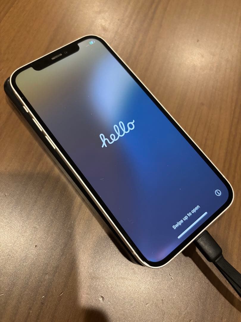 iPhone12 ホワイト