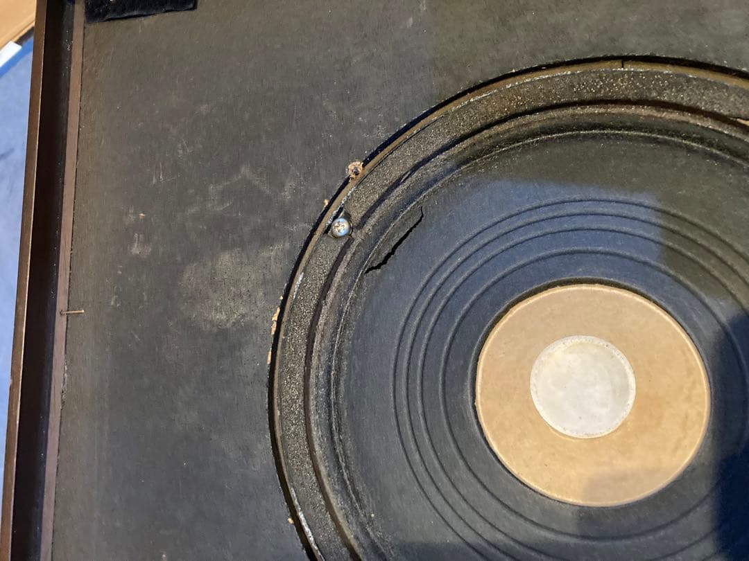 Acoustic Research AR-6 エンクロージャー