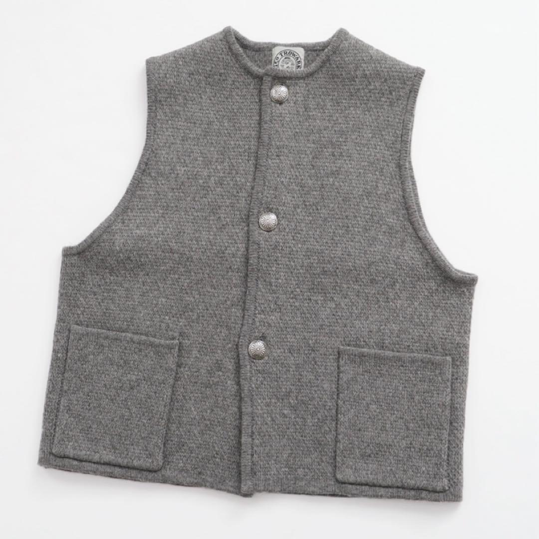 美品　ジオトロワーク ニットベスト　saroサロ別注