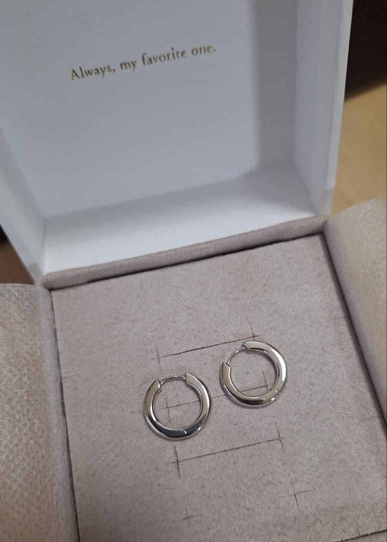 eteオブジェ ピアスM