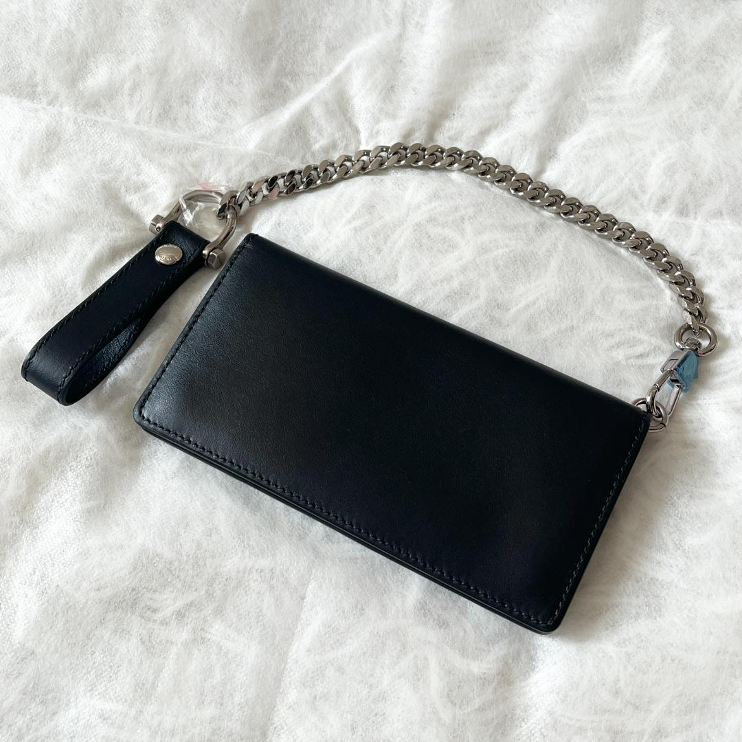 BURBERRY ウォレットチェーン ショルダー レザー ブラック ロゴプリント