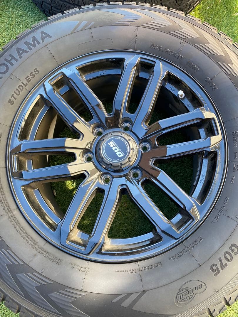 YOKOHAMA ice GUARD G075 17インチスタッドレスタイヤ