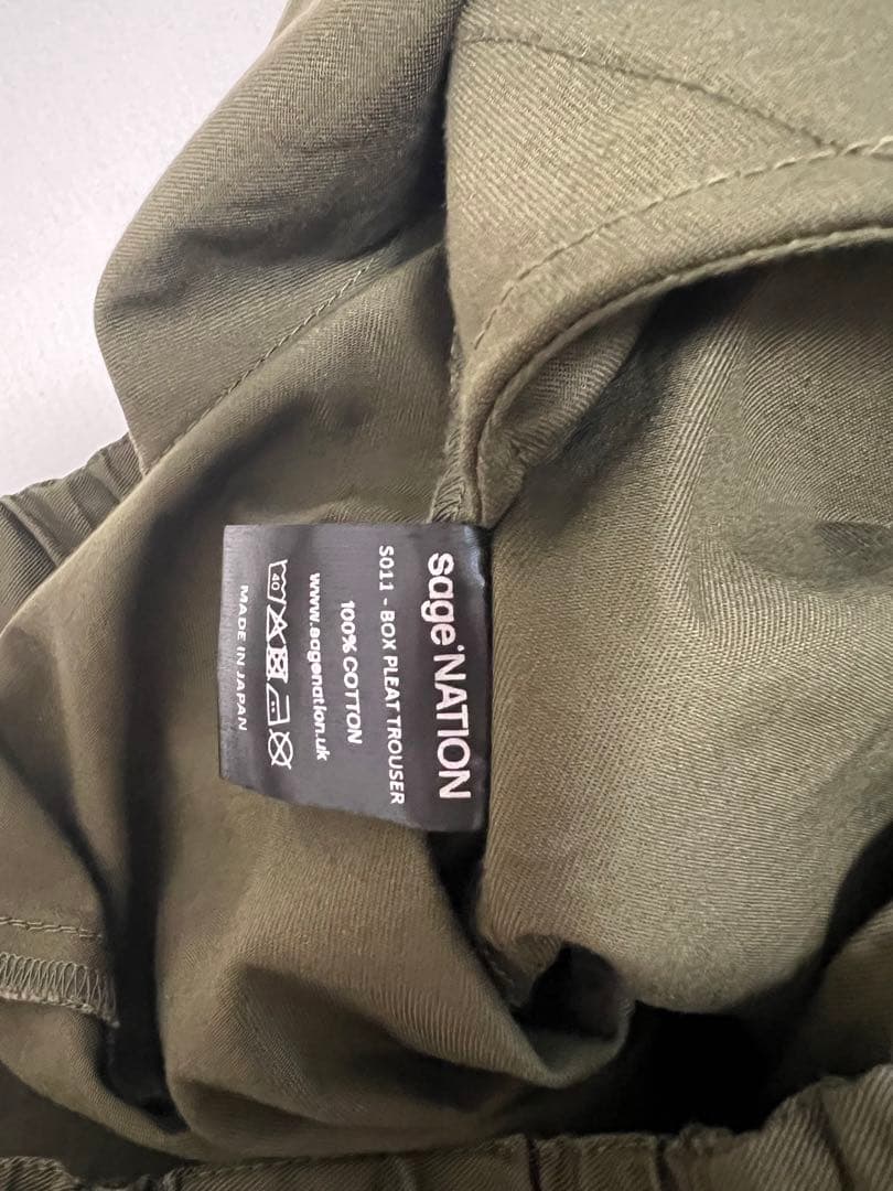 パンツ SAGENATION BOX PLEAT TROUSER