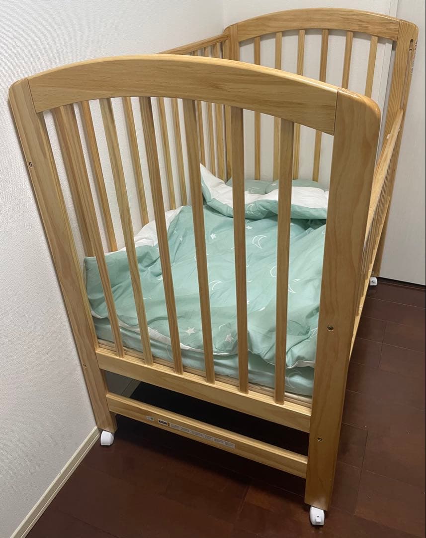 ハイシート　ベビーベッド　KATOJI カトージ