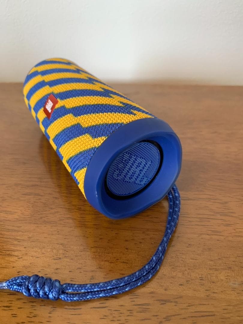 JBL FLIP4 限定色 マルチカラー 付属品完備 ワイヤレススピーカー