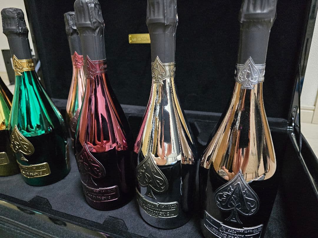 アルマンド アタッシュケース 最速配送もできます！急ぎの方はコメント下さい！