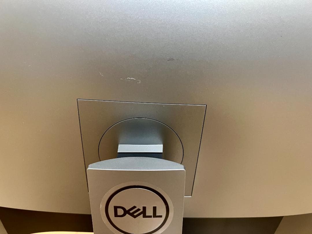 DELL U2720QM 27インチ4Kモニター 付属品完備