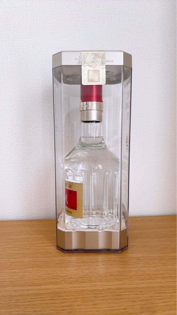 五粮液 2023年製 透明ボトル入り