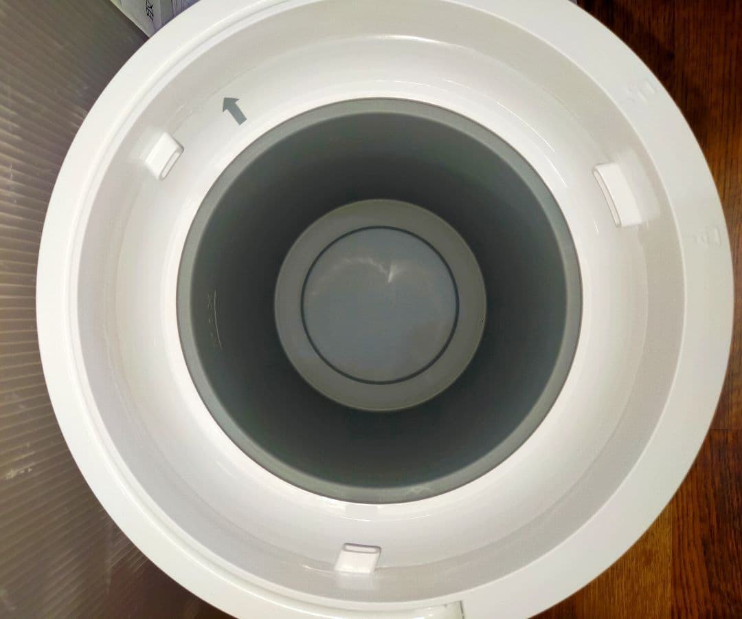 【新品】スリーアップ ST-T2370 スチーム式加湿器