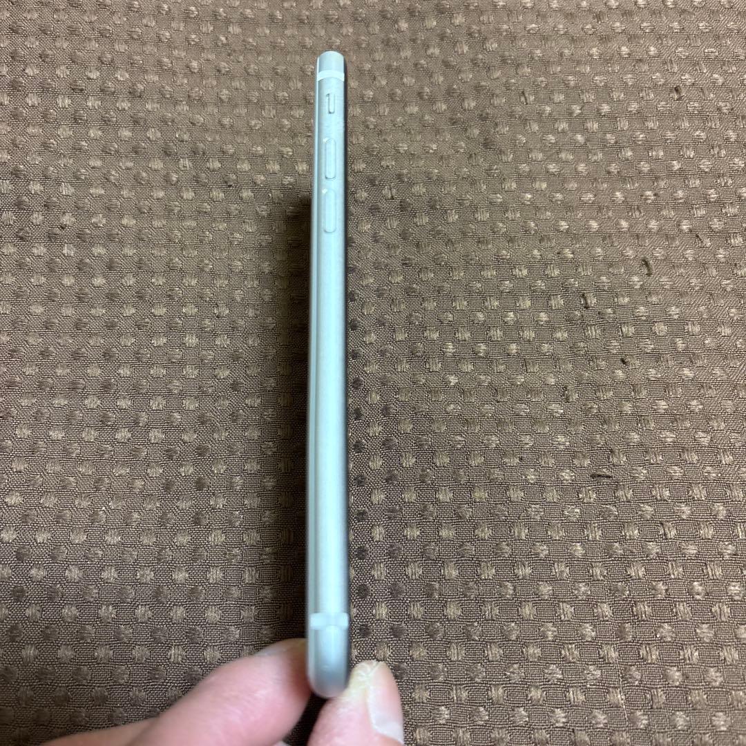 iPhone SE2 中古品