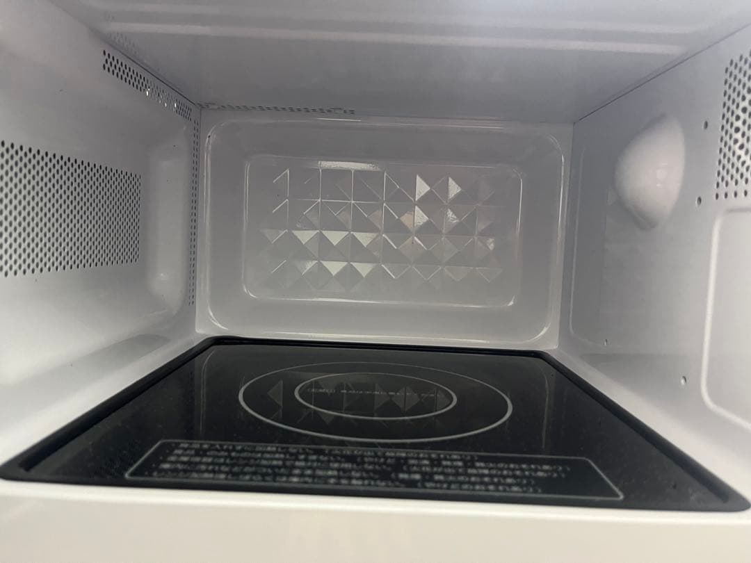 【美品送料込】2025年製 アイリスオーヤマ電子レンジ KMB-F186-W T