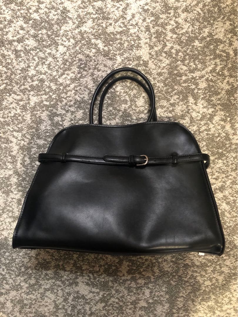 新品未使用✨THE ROW バッグ ノベルティ マルゴー15ベルト 本革