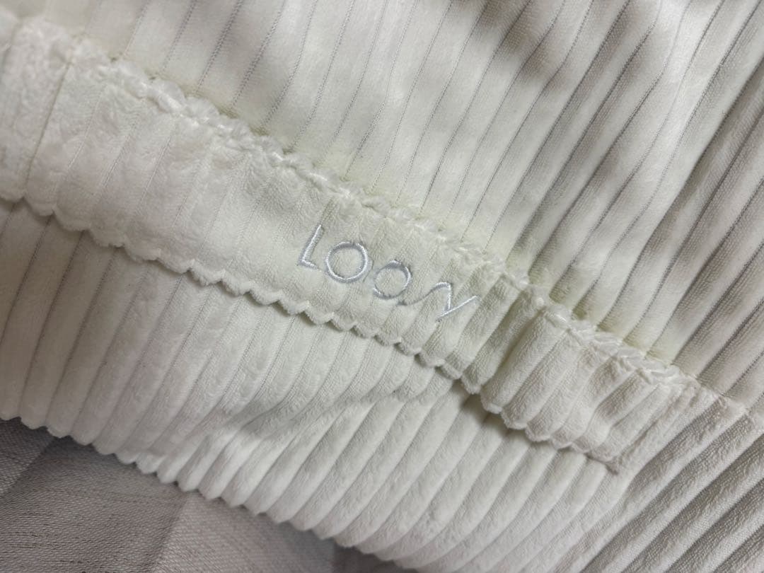 LOOSY HUGME 1人掛けビーズソファ アイボリー LOOM