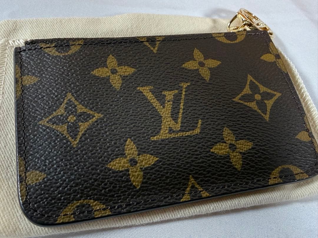LOUIS VUITTON ポルトカルト ロミー　M81880
