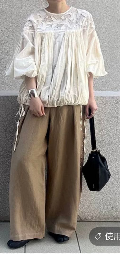 【美品】新作　カレンソロジー　リネンウールスタッズパンツ