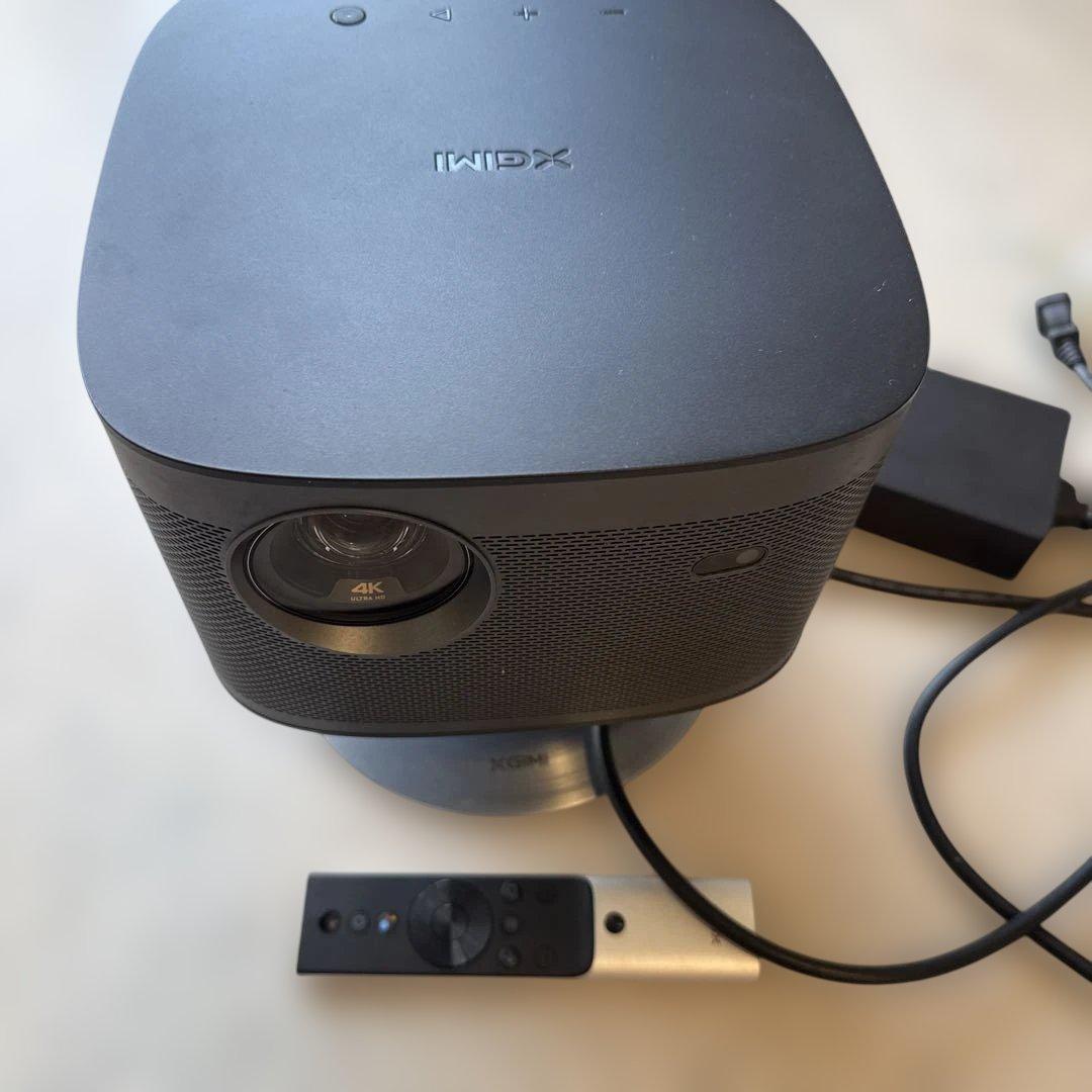 【スタンド付き/美品】XGIMI HORIZON PRO 4K