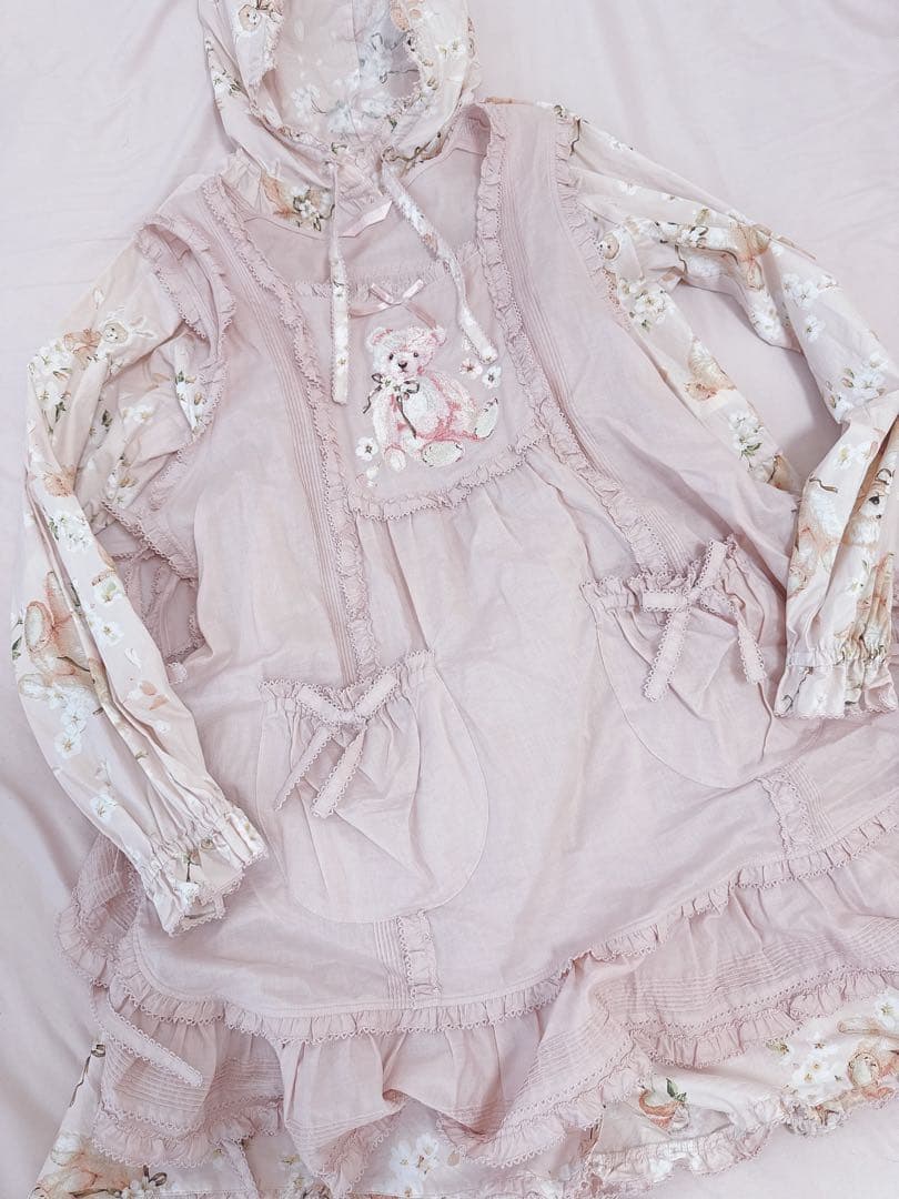 pinkhouse♡ 桜テディ♡ チュニックワンピ、エプロン♡